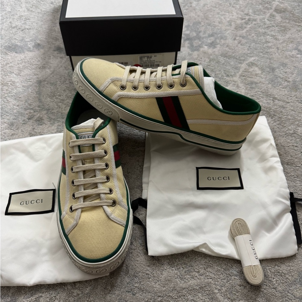 Gucci Men's Neutral and Green canvas Tennis Sneakers NEW